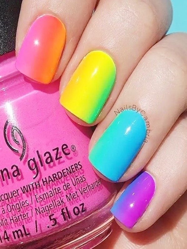 Beautiful Ombre Nail Art Ideas To Copy This Year