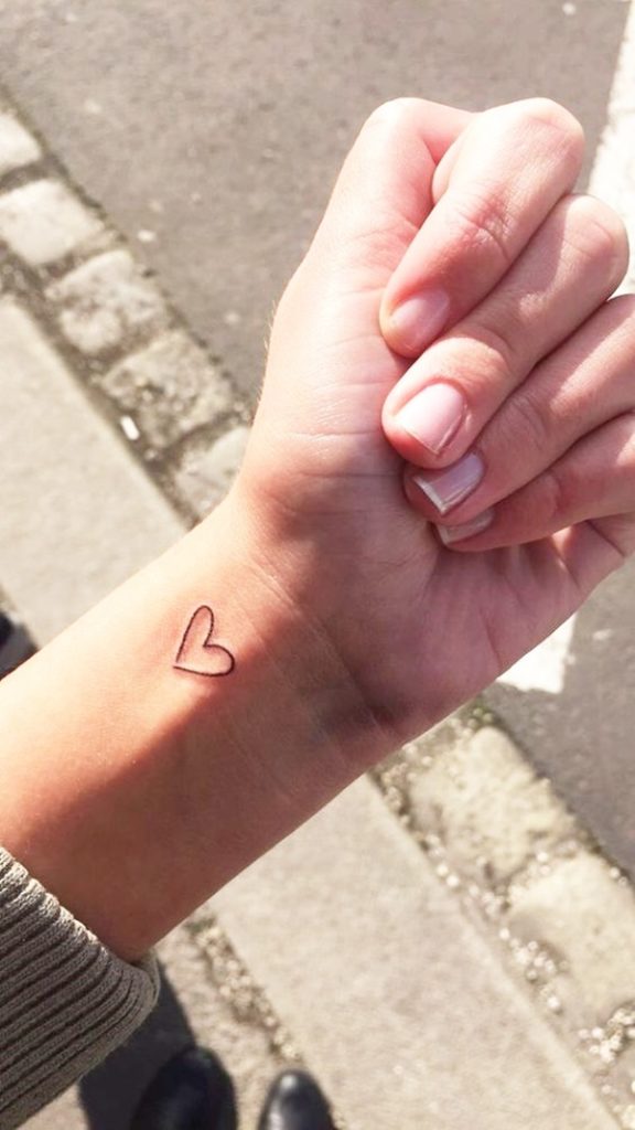 40 Cute Small Tattoo Designs For Girls In 2020 