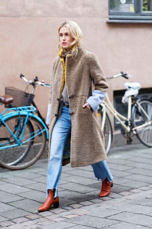 Professional Yet Simple Office Outfit Ideas For This Winter