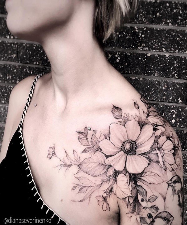 Black And White Floral Shoulder Tattoo Ideas