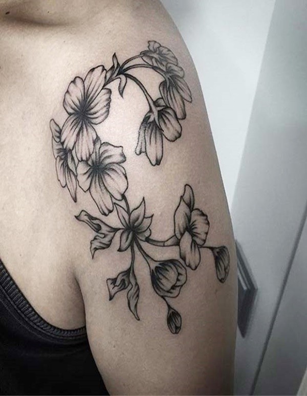 Black And White Floral Shoulder Tattoo Ideas