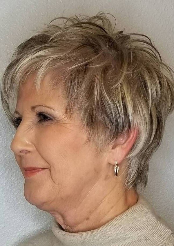 Perfect Hairstyles for Older Women over 60