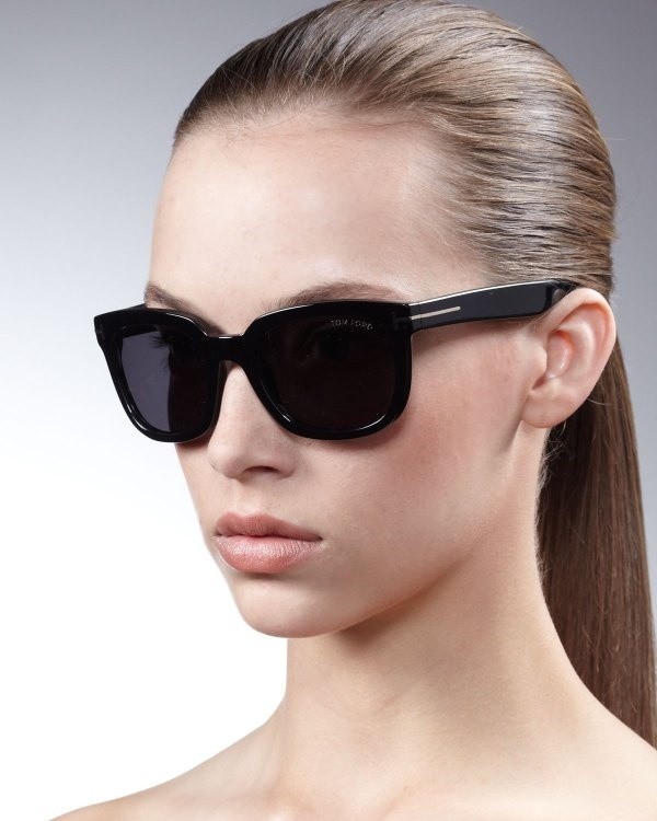 Sunglass Shape for Different Face type