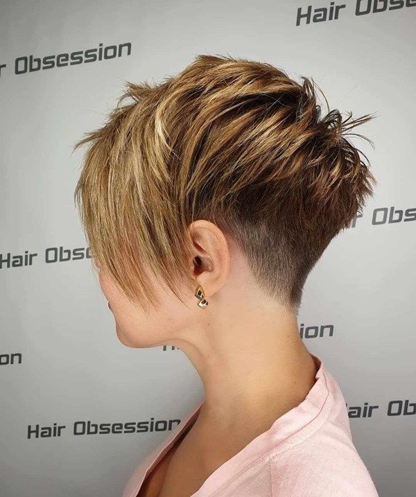 Easy Hairstyles for Women with Short Hair