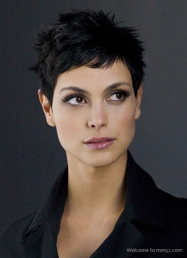 Easy Hairstyles for Women with Short Hair