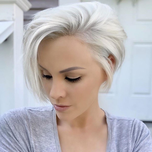 Easy Hairstyles for Women with Short Hair