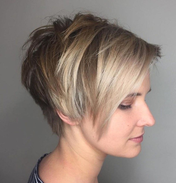 Easy Hairstyles for Women with Short Hair