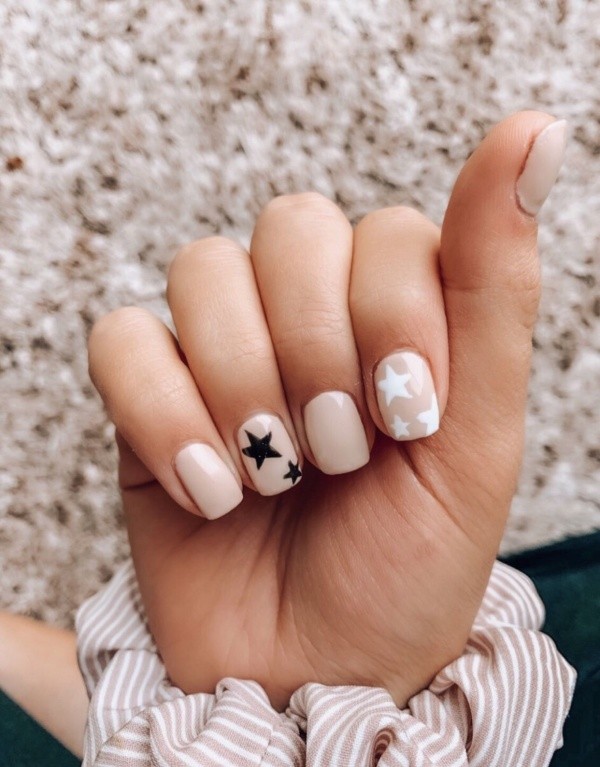 Pretty Nail Art Designs For Winter 2019