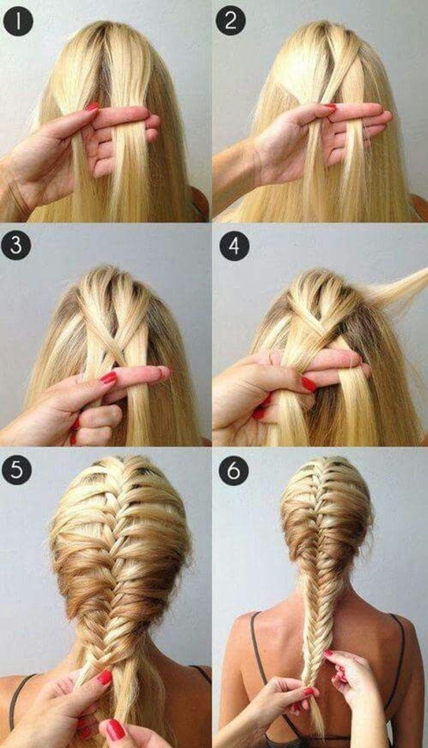 Super Easy Hairstyles That Can Be Done In 2 Minutes