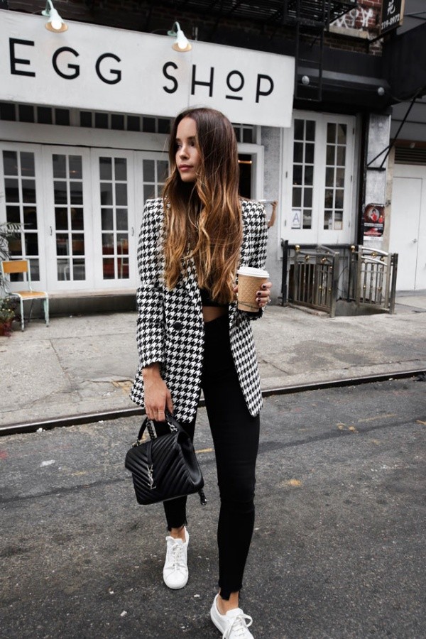 Lovely Plaid Outfits To Keep You Warm This Winter