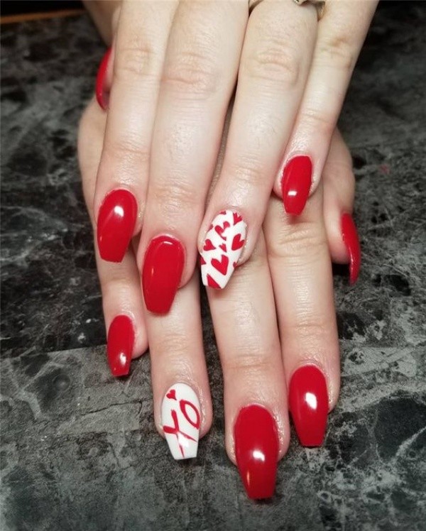 Lovely Valentines Day Nail Art Ideas To Make You Look Romantic