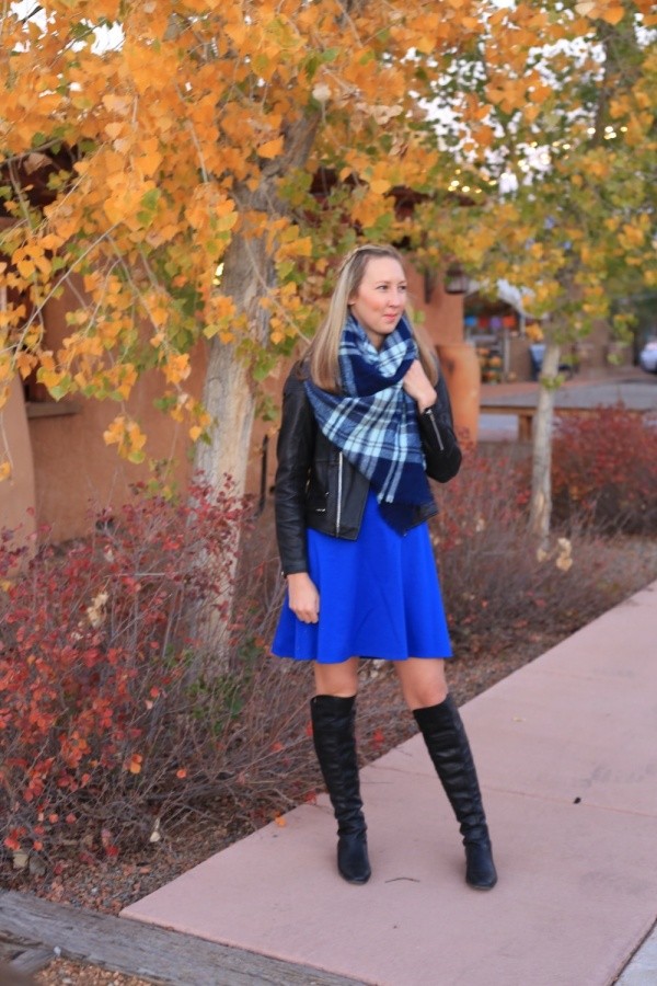 Classy Fall Winter Outfits With High Knee Boots For Women