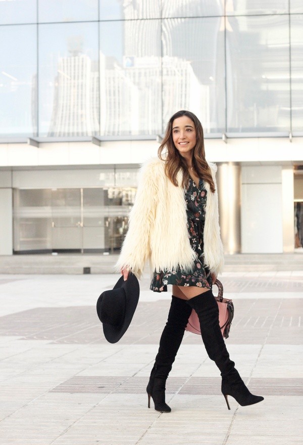 Classy Fall Winter Outfits With High Knee Boots For Women