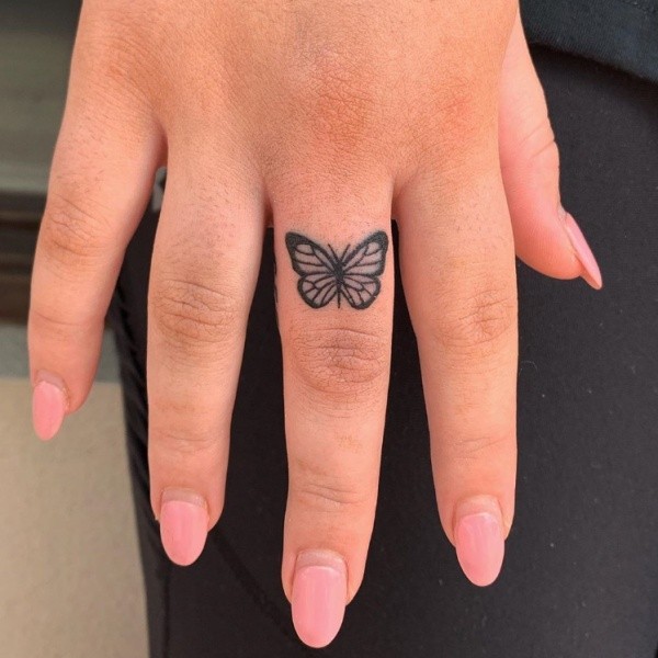 Small and Cute Finger Tattoo Designs and Ideas