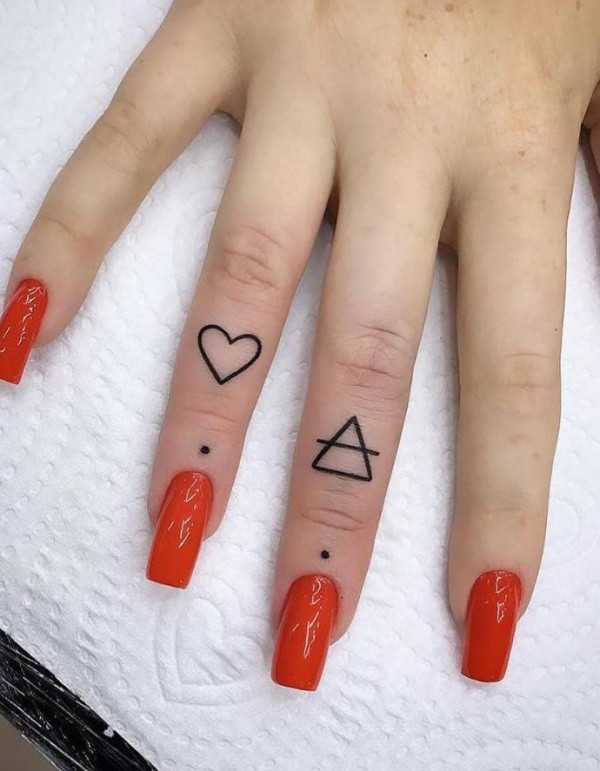 Small and Cute Finger Tattoo Designs and Ideas