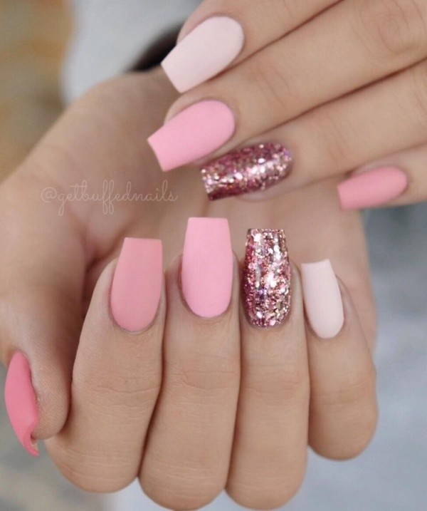 Trendy Nail Art Designs For New Year Eve